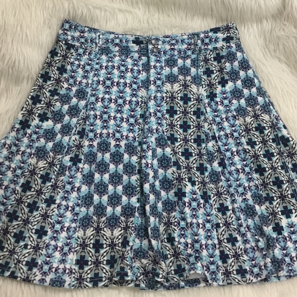Athleta blue geometric skort size 12T